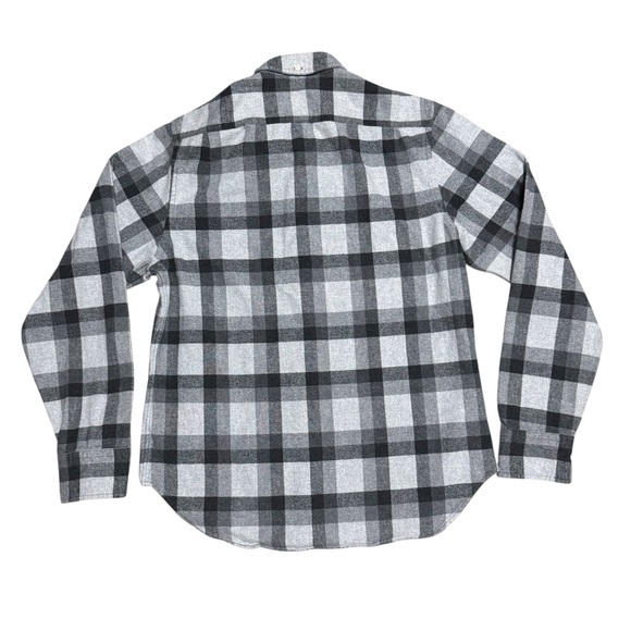 CLUB MONACO Men's Heavyweight Plaid Flannel - Grey/ Black, Medium - Picture 3 of 5